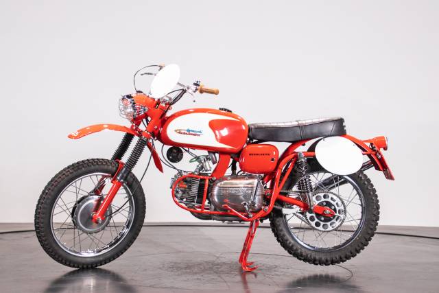Immagine 1/28 di Aermacchi Harley-Davidson DUMMY (1969)