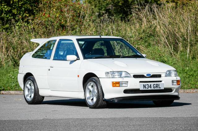 Image 1/41 of Ford Escort RS Cosworth (1995)