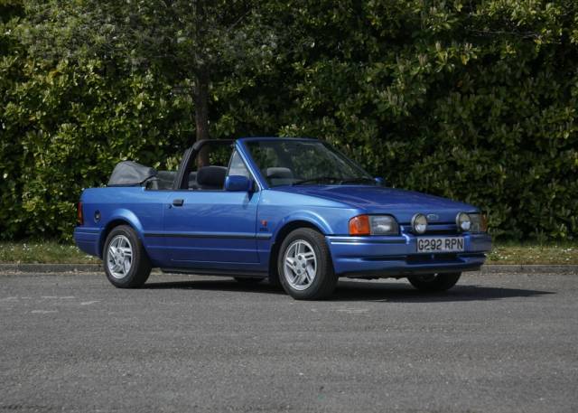 Image 1/12 de Ford Escort 1.4 (1989)