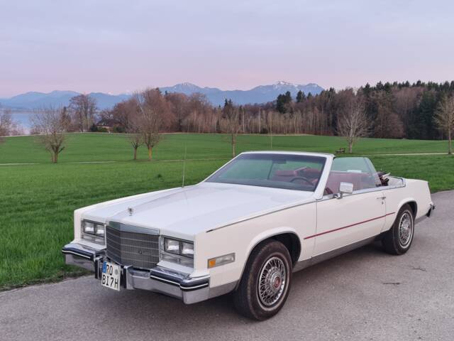 Image 1/4 of Cadillac Eldorado Biarritz Convertible (1984)