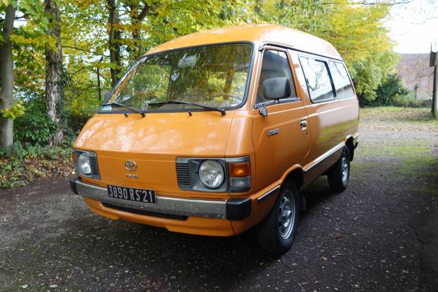 Image 1/26 of Toyota LiteAce (1983)