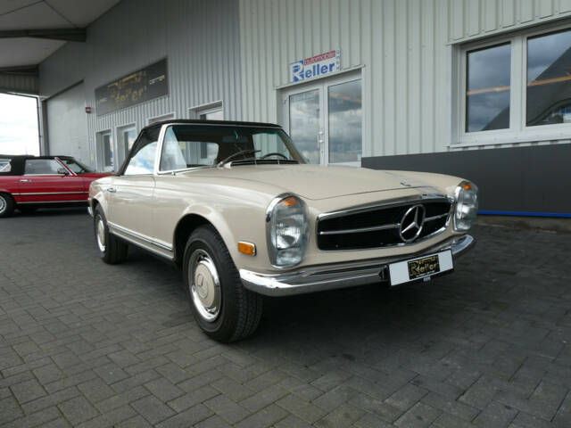 Immagine 1/25 di Mercedes-Benz 280 SL (1969)