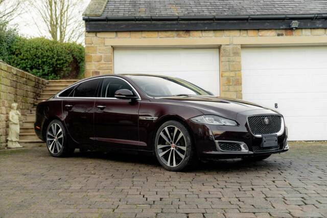 Image 1/50 of Jaguar XJ 3.0 (2019)