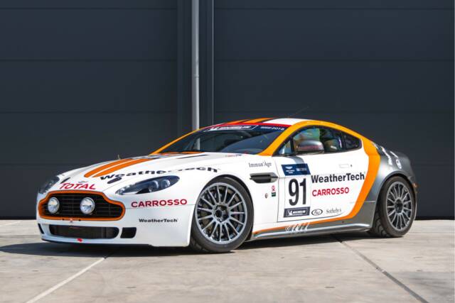 Bild 1/50 von Aston Martin V8 Vantage (2010)