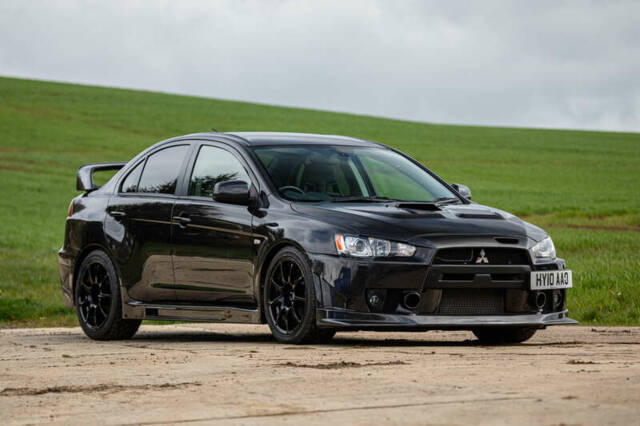 Image 1/29 of Mitsubishi Lancer Evolution X (2010)