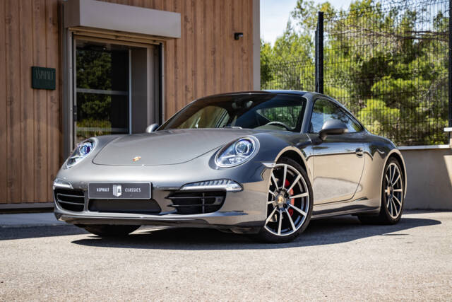 Immagine 1/50 di Porsche 911 Carrera 4S (2013)