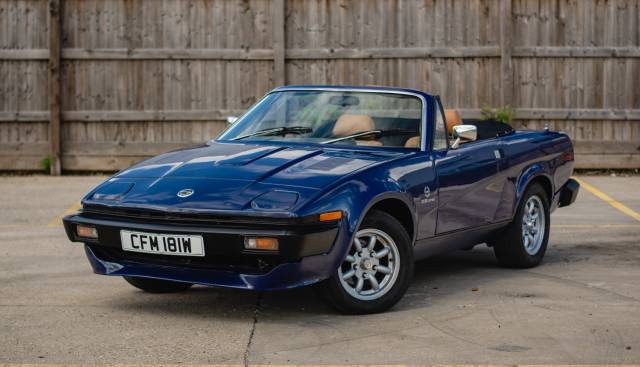 Image 1/8 of Triumph TR 8 (1981)