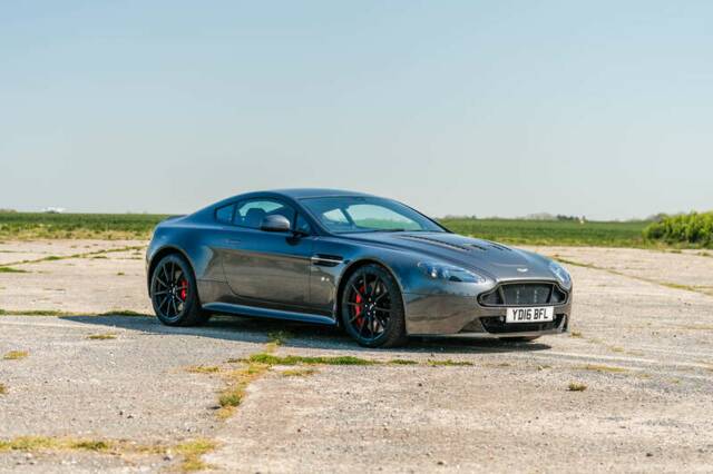 Bild 1/50 von Aston Martin V12 Vantage S (2016)