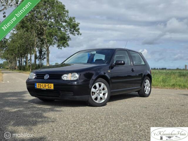 Image 1/42 of Volkswagen Golf IV 1.6 (2003)