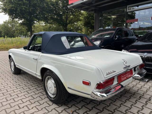 Immagine 1/6 di Mercedes-Benz 280 SL (1968)