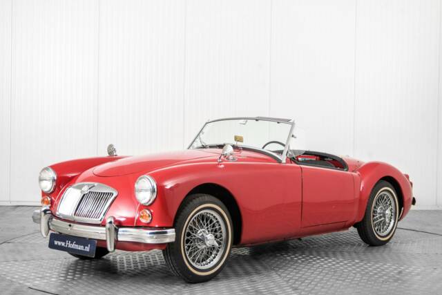 Image 1/50 of MG MGA 1600 (1961)