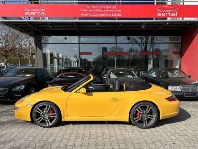 Bild 1/30 von Porsche 911 Carrera 4S (2005)