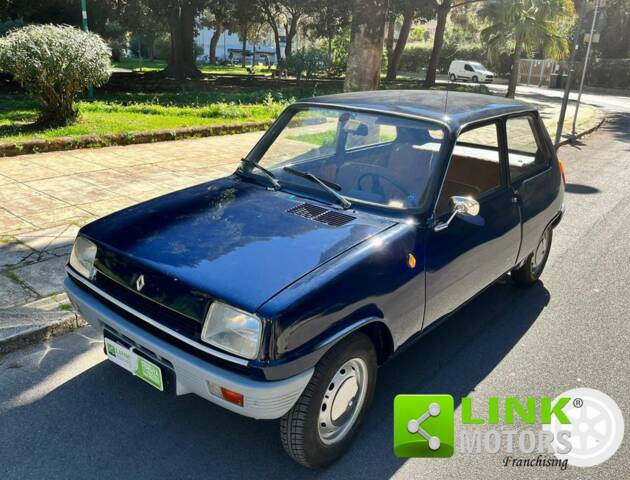 Image 1/10 of Renault R 5 L (1975)