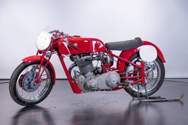 Image 1/39 de Benelli DUMMY (1949)