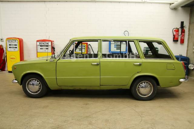 Immagine 1/12 di FIAT 124 Familiare (1972)
