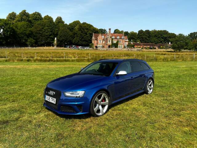Imagen 1/40 de Audi RS4 Avant (2014)