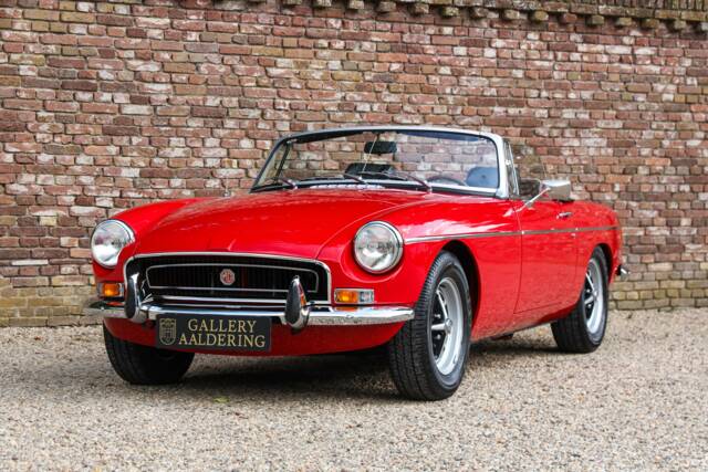 Image 1/50 of MG MGB (1971)