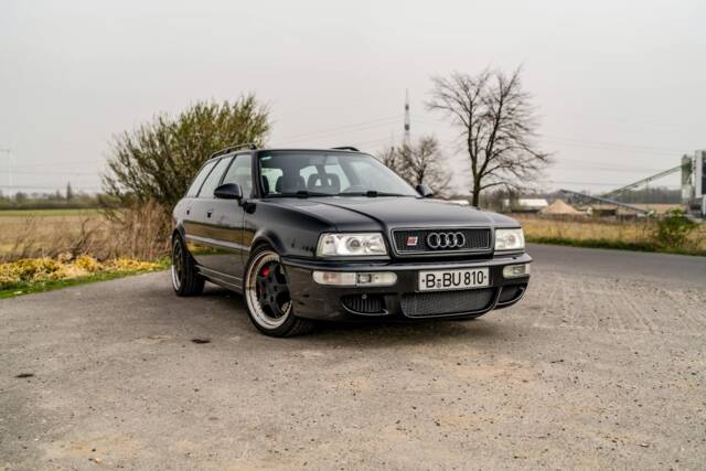 Image 1/18 of Audi RS2 Avant (1994)