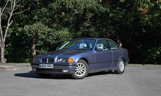Bild 1/47 von BMW 328i (1995)