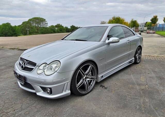 Immagine 1/5 di Mercedes-Benz CLK 63 AMG (2007)