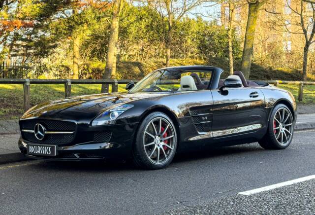 Image 1/26 of Mercedes-Benz SLS AMG GT Roadster (2014)
