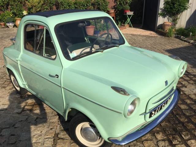 Bild 1/9 von Piaggio Vespa 400 (1960)