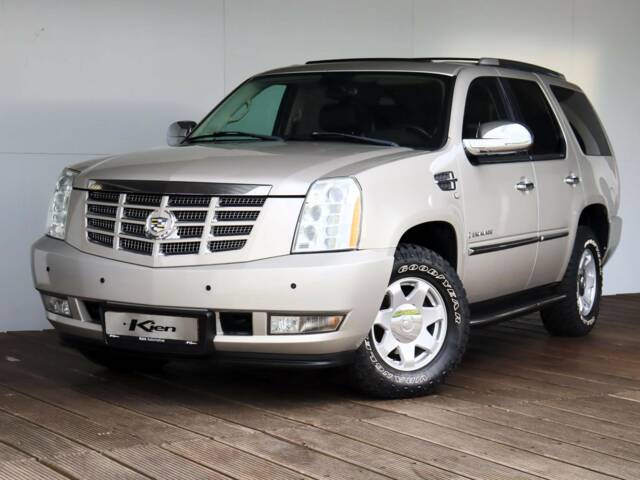 Image 1/50 de Cadillac Escalade (2009)