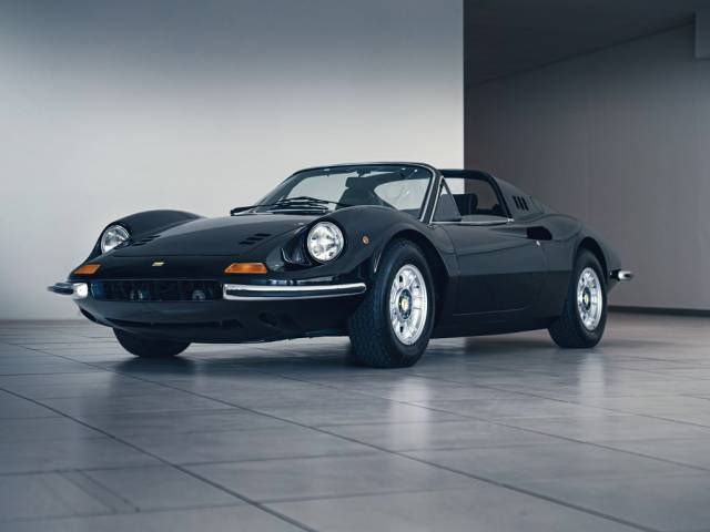 Bild 1/26 von Ferrari Dino 246 GTS (1973)