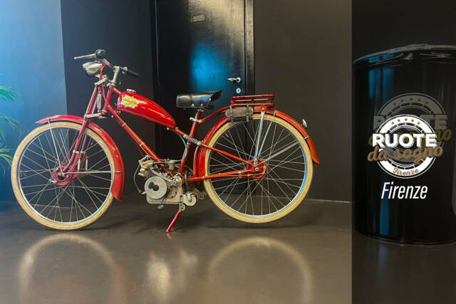 Afbeelding 1/12 van Ducati DUMMY (1947)