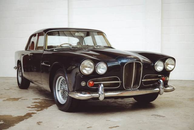 Image 1/8 of Lagonda Rapide (1962)