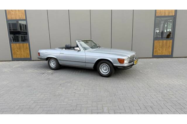 Image 1/18 de Mercedes-Benz 380 SL (1982)