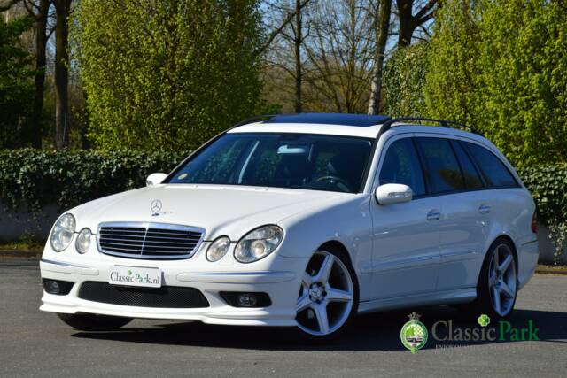 Image 1/50 of Mercedes-Benz E 500 T (2004)