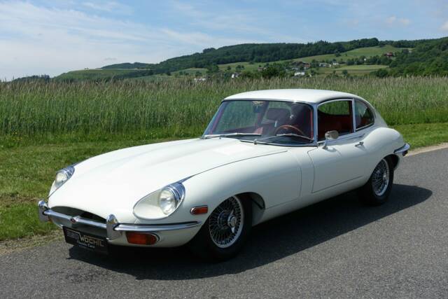 Image 1/39 de Jaguar XK-E (2+2) (1970)
