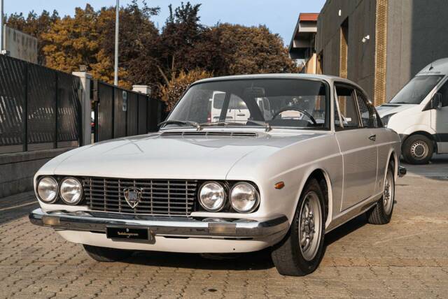 Image 1/42 of Lancia Flavia Coupé 2000 (1970)