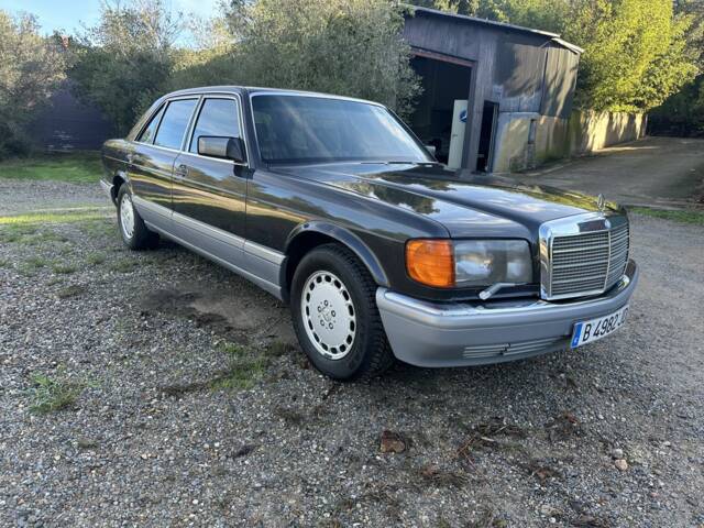 Bild 1/8 von Mercedes-Benz 560 SEL (1988)