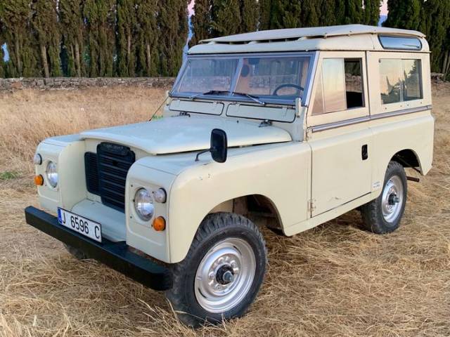Bild 1/9 von Santana Land Rover 88 (1976)