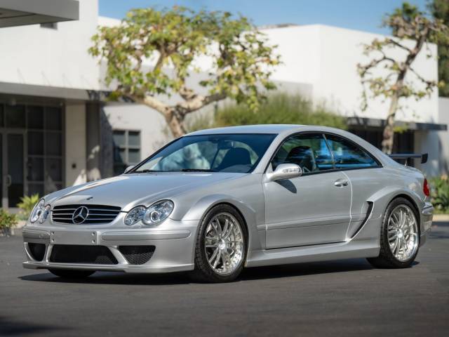 Immagine 1/50 di Mercedes-Benz CLK DTM AMG (2005)