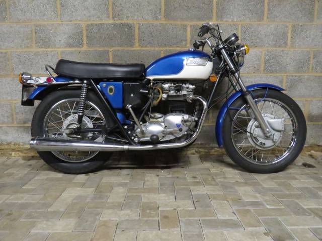 Image 1/36 of Triumph TR 6 Trophy &#x2F; Tiger (1971)