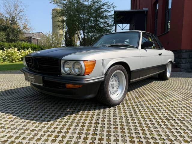 Immagine 1/29 di Mercedes-Benz 500 SLC (1980)