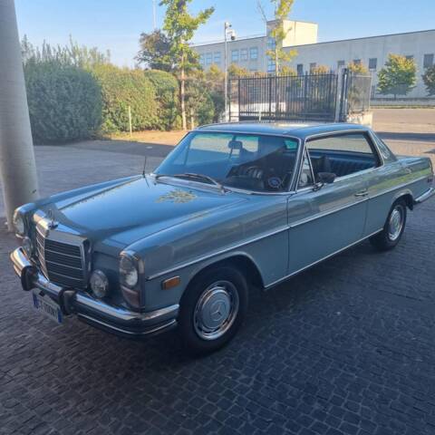 Image 1/32 of Mercedes-Benz 250 C (1972)