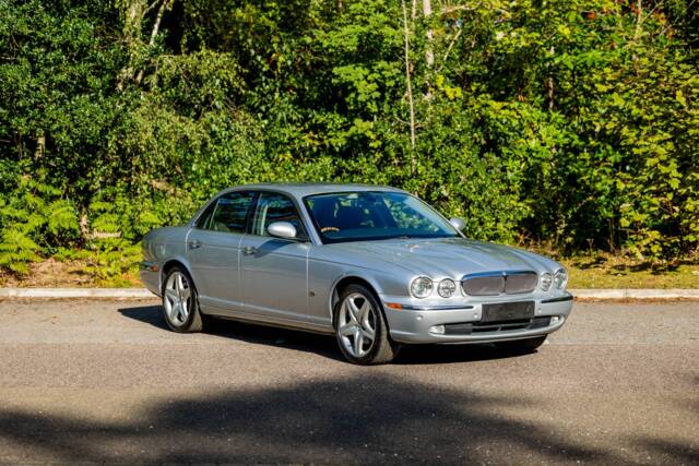 Bild 1/8 von Jaguar S-Type 4.2 V8 R (2007)