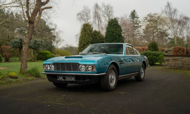 Image 1/50 of Aston Martin DBS V8 (1972)