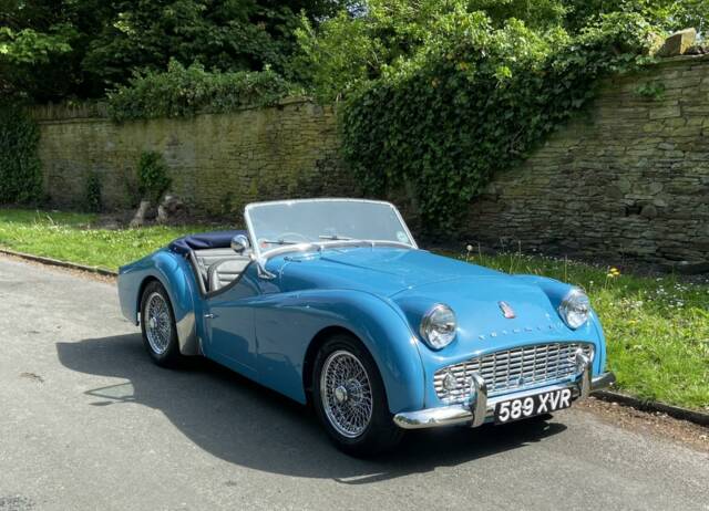Afbeelding 1/50 van Triumph TR 3A (1957)