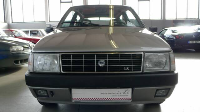 Bild 1/39 von Lancia Y10 LX I.E. (1991)