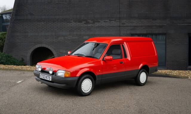 Imagen 1/20 de Ford Escort 1.6 Laser Van (1988)