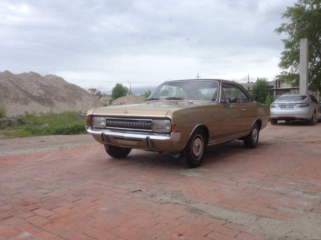 Bild 1/48 von Opel Commodore 2,5 S (1969)