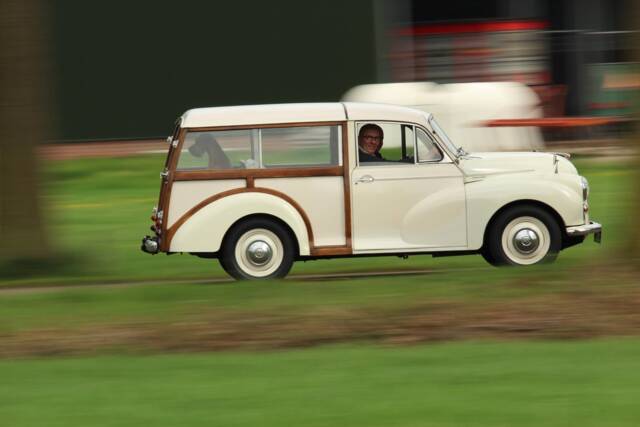Image 1/50 of Morris Minor 1000 Traveller (1970)