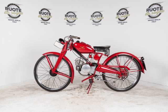Image 1/2 of Moto Guzzi DUMMY (1957)