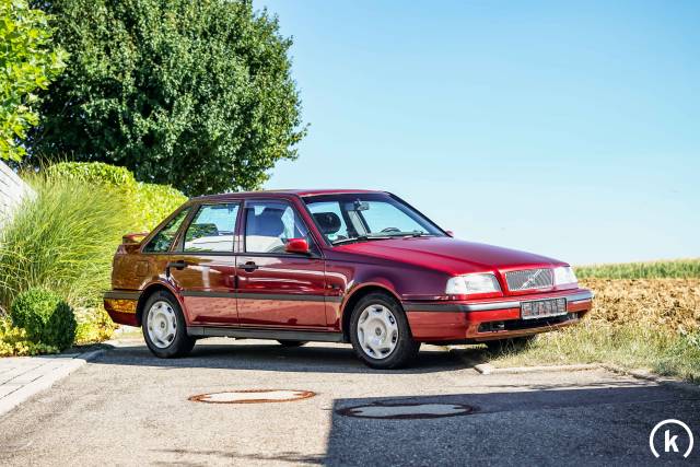 Bild 1/28 von Volvo 460 1.8 (1995)