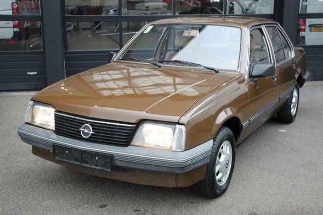 Bild 1/9 von Opel Ascona 1,6 (1983)